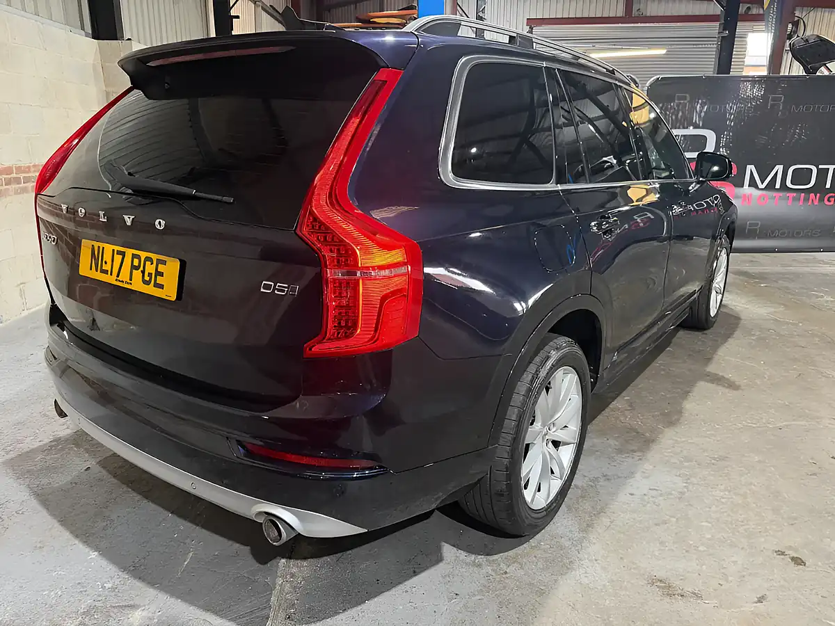 Used 2017 Volvo XC90 Momentum Blue - Interior and Exterior details 3