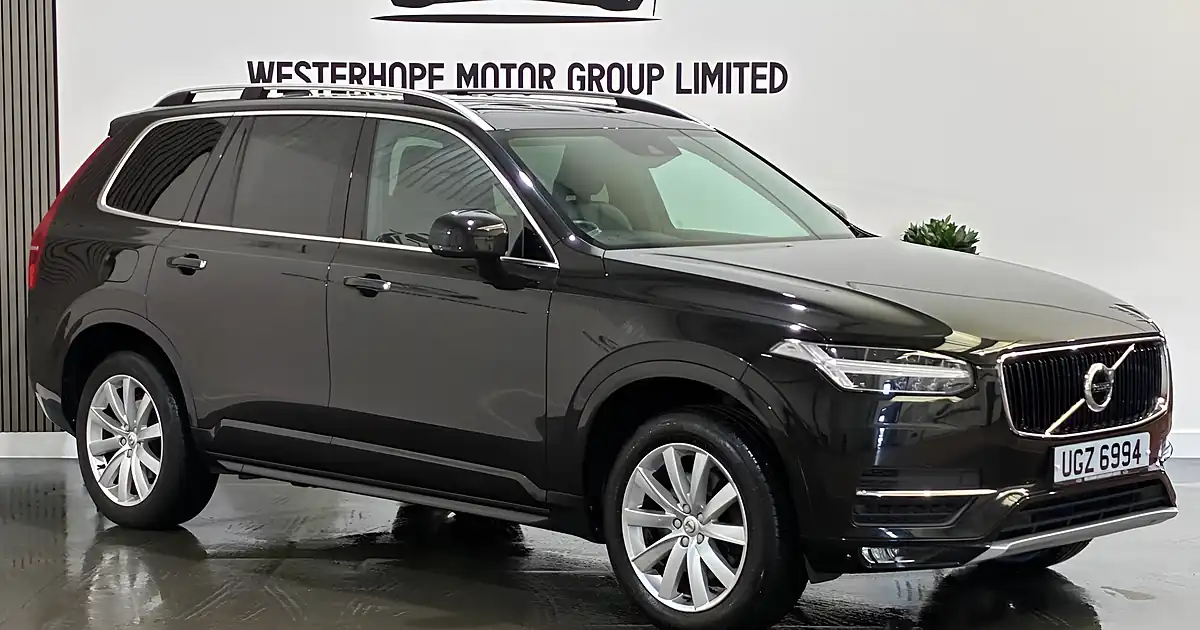 Used 2017 Volvo XC90 Momentum Pro Black - Front View
