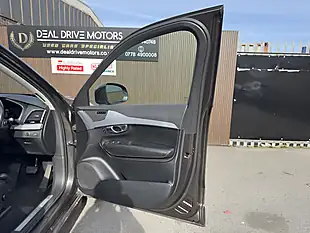 Used 2017 Volvo XC90 Momentum Pro Grey - Interior and Exterior details 11