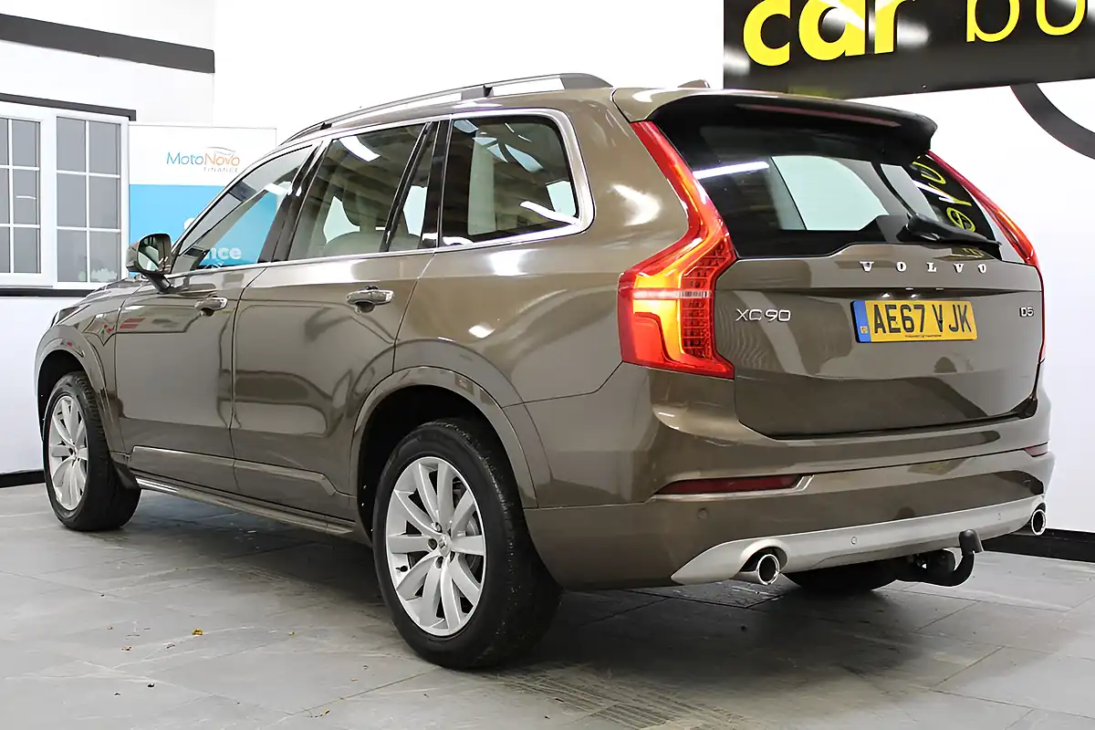 Used 2017 Volvo XC90 Momentum Pro Twilight Bronze - Interior and Exterior details 3