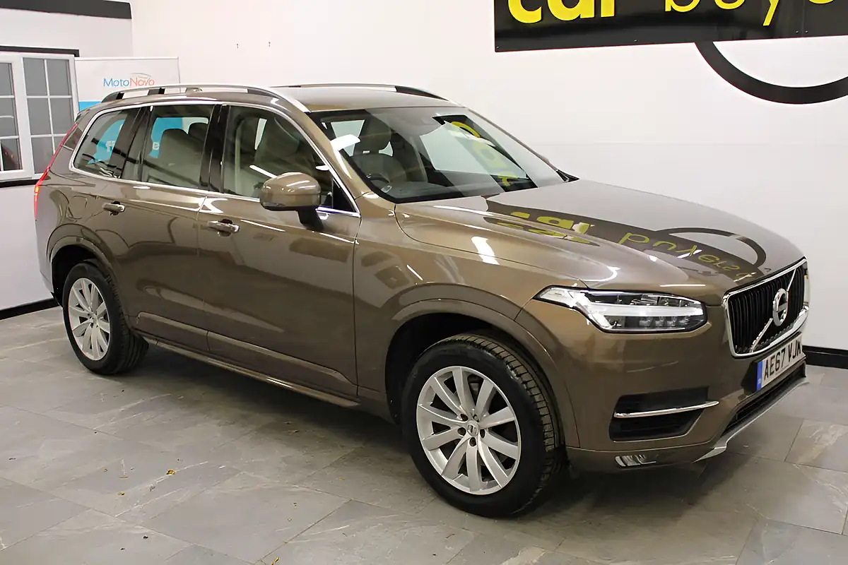 Used 2017 Volvo XC90 Momentum Pro Twilight Bronze - Interior and Exterior details 5