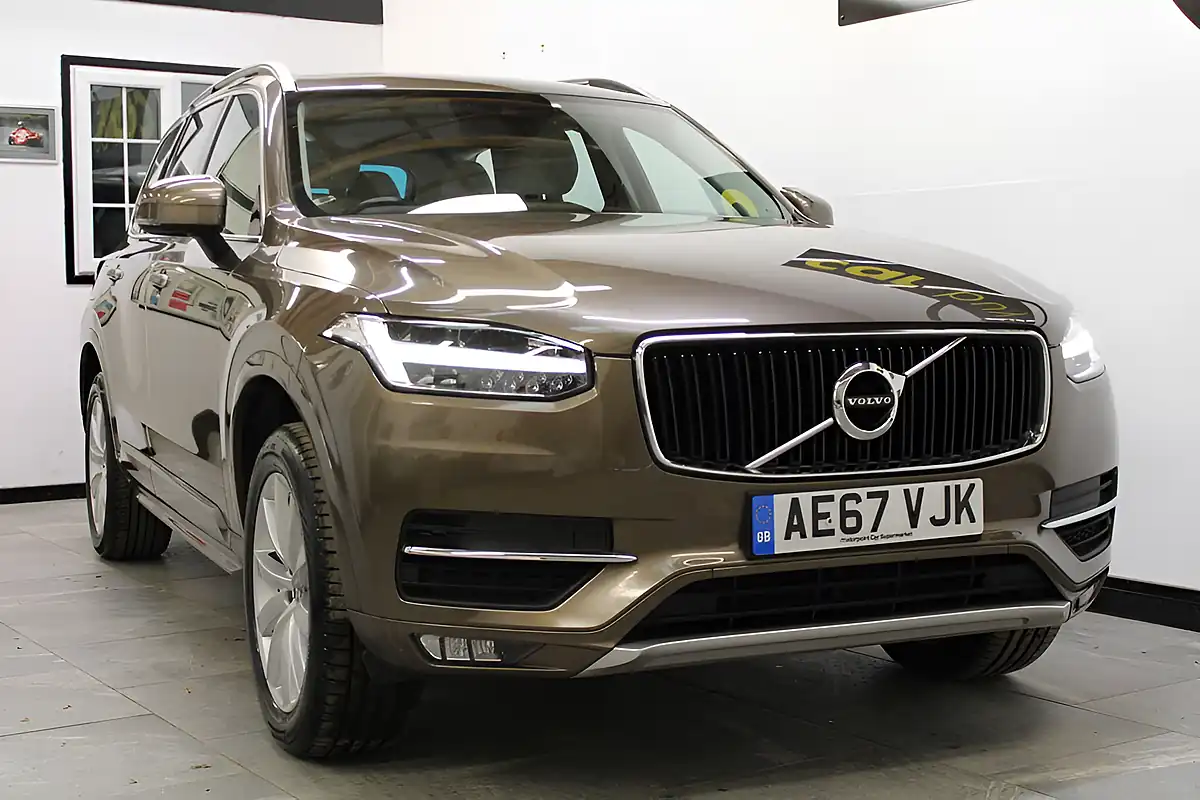 Used 2017 Volvo XC90 Momentum Pro Twilight Bronze - Interior and Exterior details 7