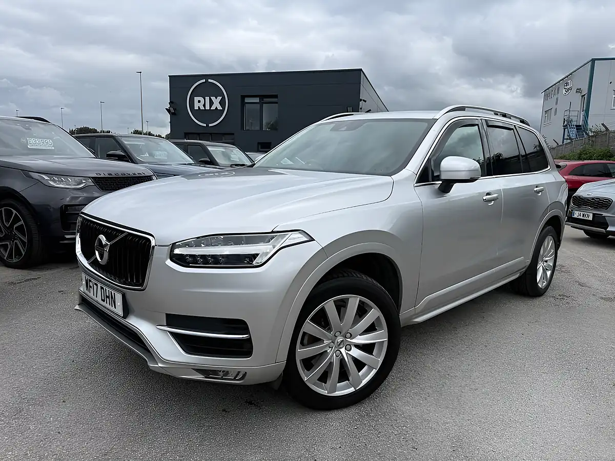 Used 2017 Volvo XC90 Momentum Silver - Interior and Exterior details 2