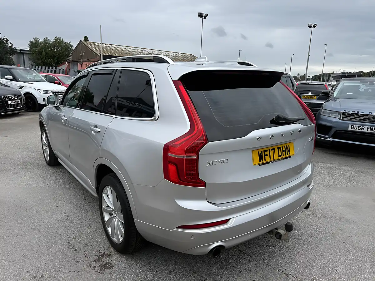 Used 2017 Volvo XC90 Momentum Silver - Interior and Exterior details 5