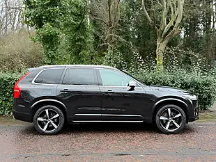 Used 2017 Volvo XC90 R-Design Black - Interior and Exterior details 4