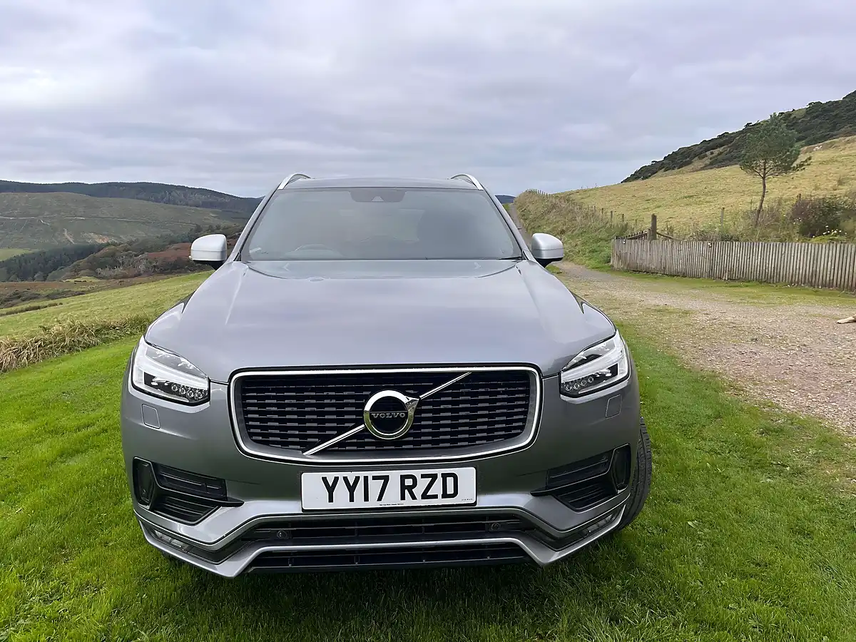 Used 2017 Volvo XC90 R-Design Grey - Interior and Exterior details 2