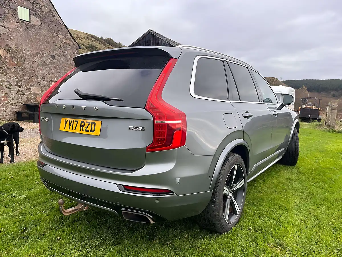 Used 2017 Volvo XC90 R-Design Grey - Interior and Exterior details 8