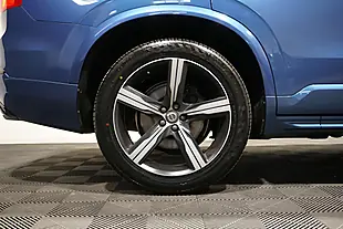 Used 2017 Volvo XC90 R-Design Pro Bursting Blue - Interior and Exterior details 10