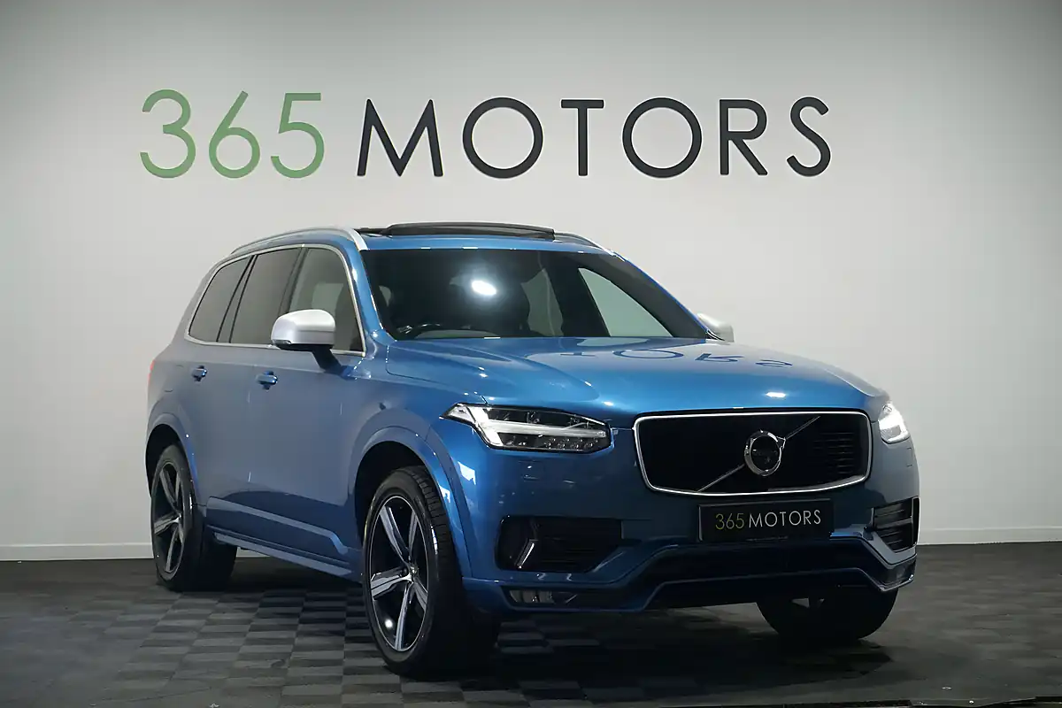 Used 2017 Volvo XC90 R-Design Pro Bursting Blue - Interior and Exterior details 3