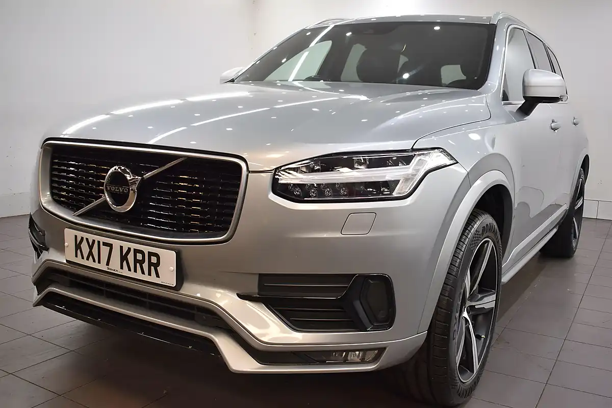Used 2017 Volvo XC90 R-Design Pro Silver - Interior and Exterior details 17