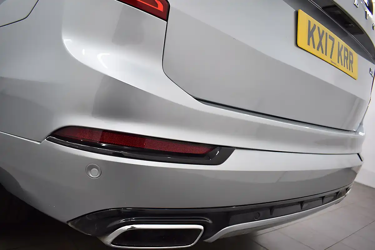 Used 2017 Volvo XC90 R-Design Pro Silver - Interior and Exterior details 18