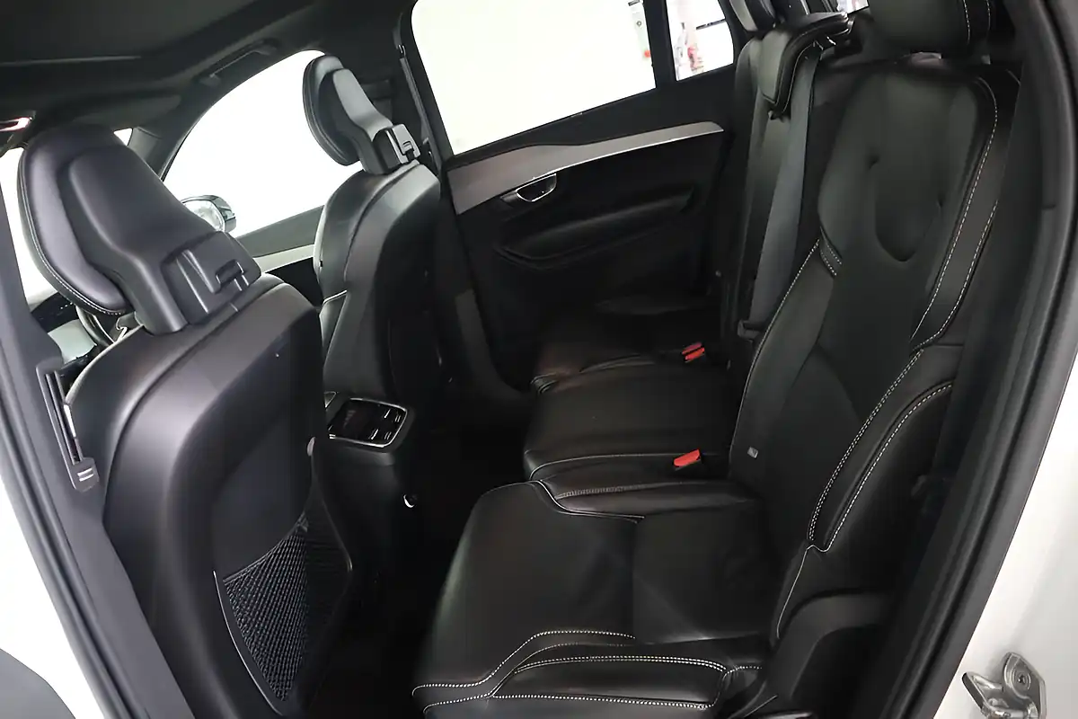 Used 2017 Volvo XC90 R-Design Pro White - Interior and Exterior details 12