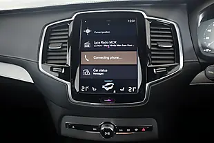 Used 2017 Volvo XC90 R-Design Pro White - Interior and Exterior details 13