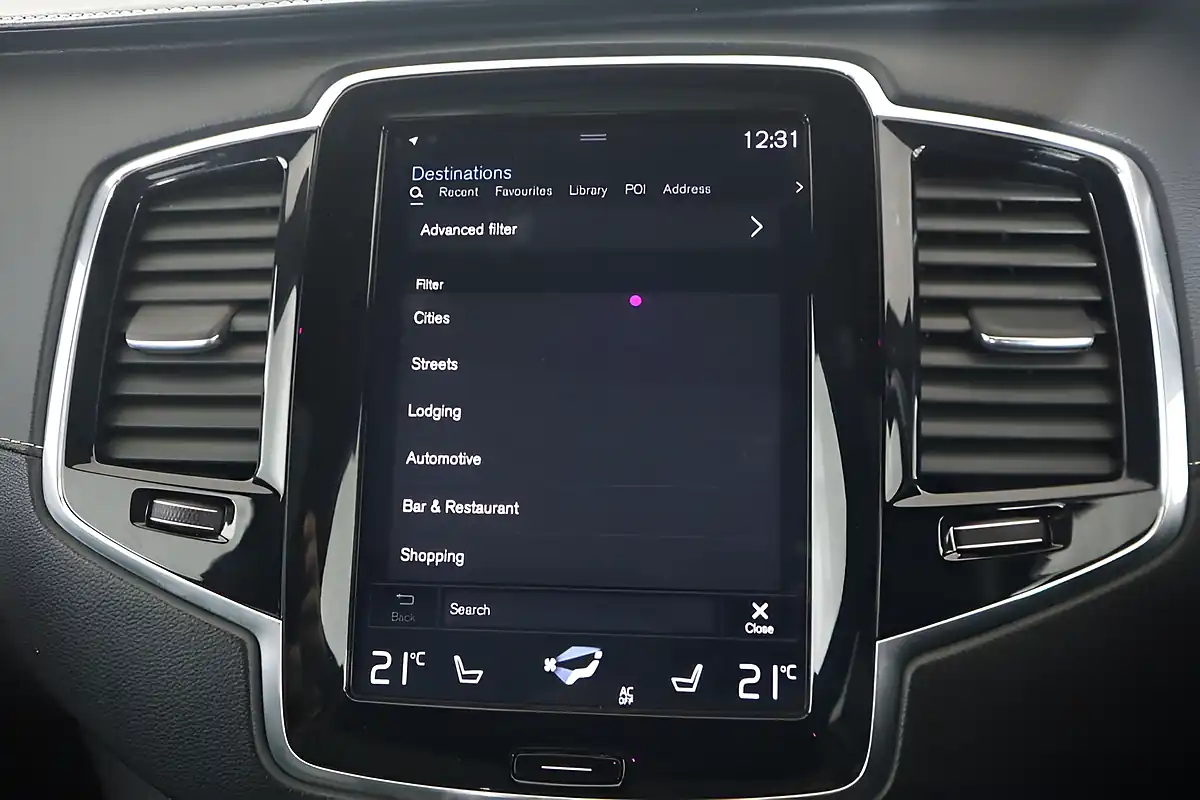 Used 2017 Volvo XC90 R-Design Pro White - Interior and Exterior details 14