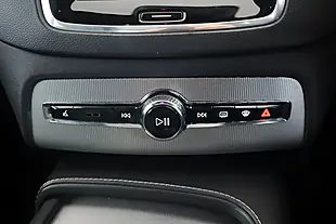 Used 2017 Volvo XC90 R-Design Pro White - Interior and Exterior details 17
