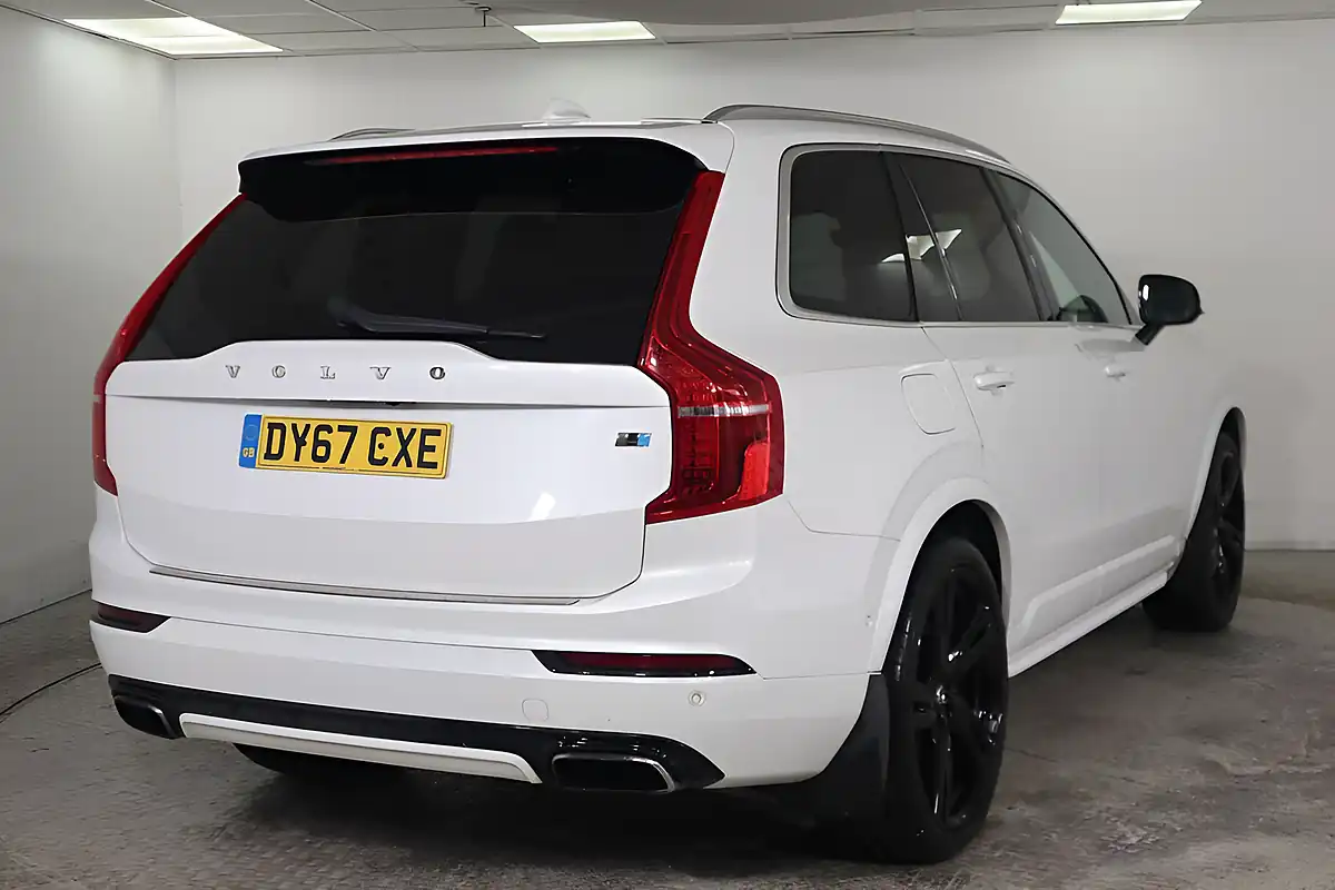 Used 2017 Volvo XC90 R-Design Pro White - Interior and Exterior details 4