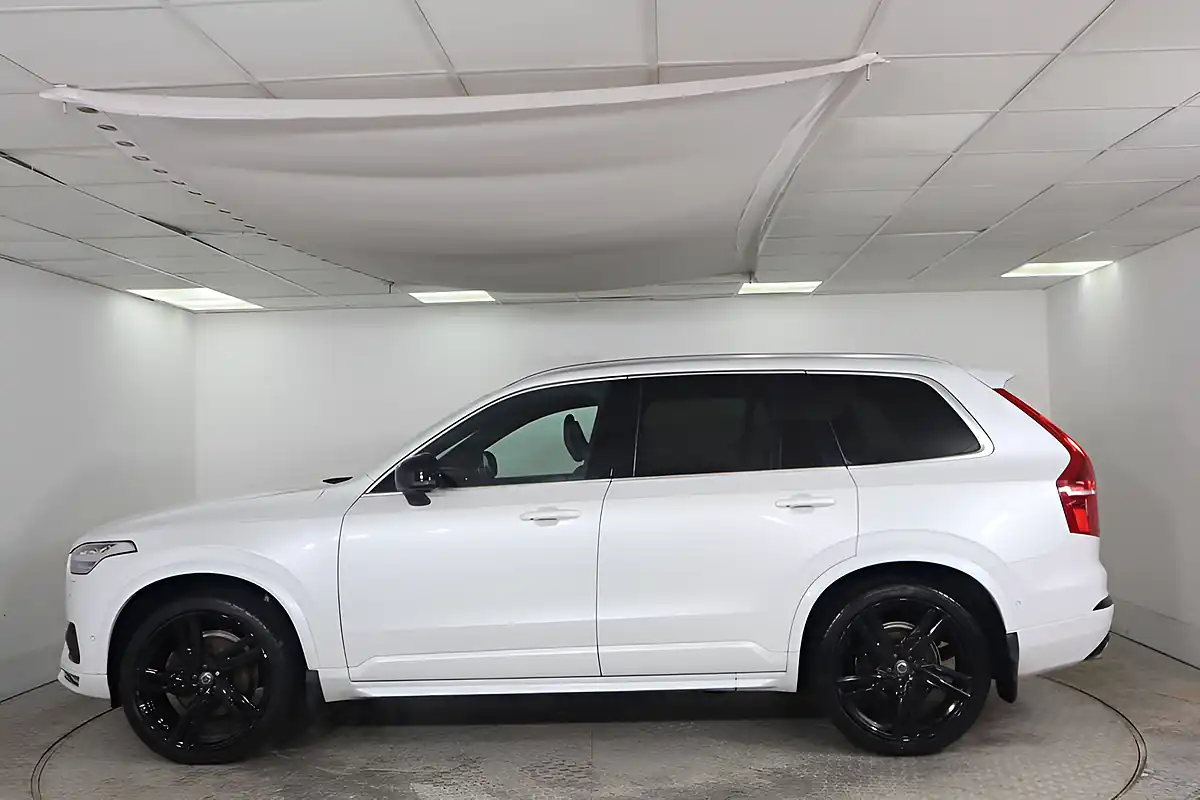 Used 2017 Volvo XC90 R-Design Pro White - Interior and Exterior details 8