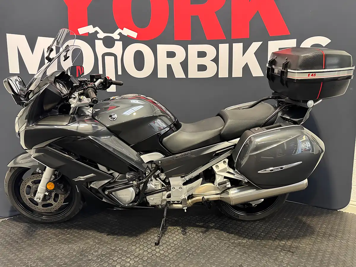 Used 2017 Yamaha FJR1300 - Interior and Exterior details 4