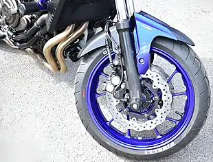 Used 2017 Yamaha MT-07 Silver - Interior and Exterior details 10