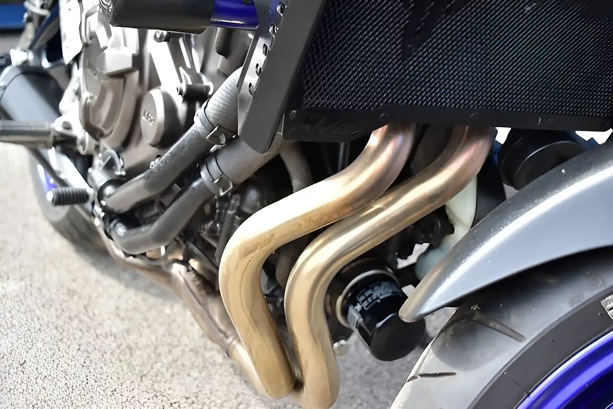 Used 2017 Yamaha MT-07 Silver - Interior and Exterior details 12