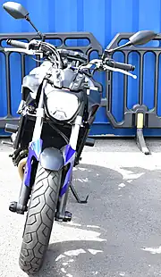 Used 2017 Yamaha MT-07 Silver - Interior and Exterior details 3