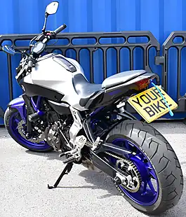 Used 2017 Yamaha MT-07 Silver - Interior and Exterior details 6