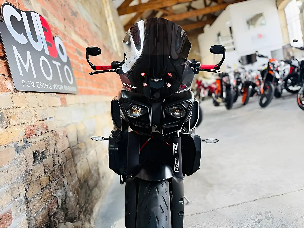 Used 2017 Yamaha MT-10 Abs Black - Interior and Exterior details 19