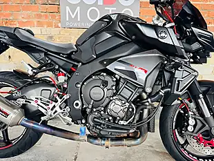 Used 2017 Yamaha MT-10 Abs Black - Interior and Exterior details 7