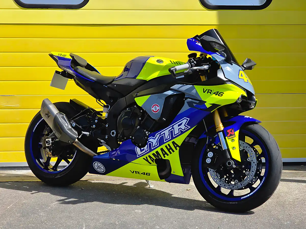 Used 2017 Yamaha R1 Gytr Rossi Replica Blue - Front View