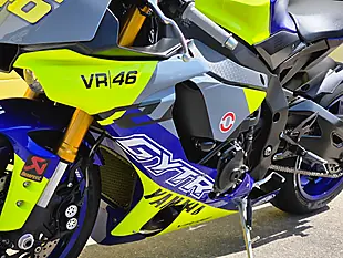Used 2017 Yamaha R1 Gytr Rossi Replica Blue - Interior and Exterior details 19