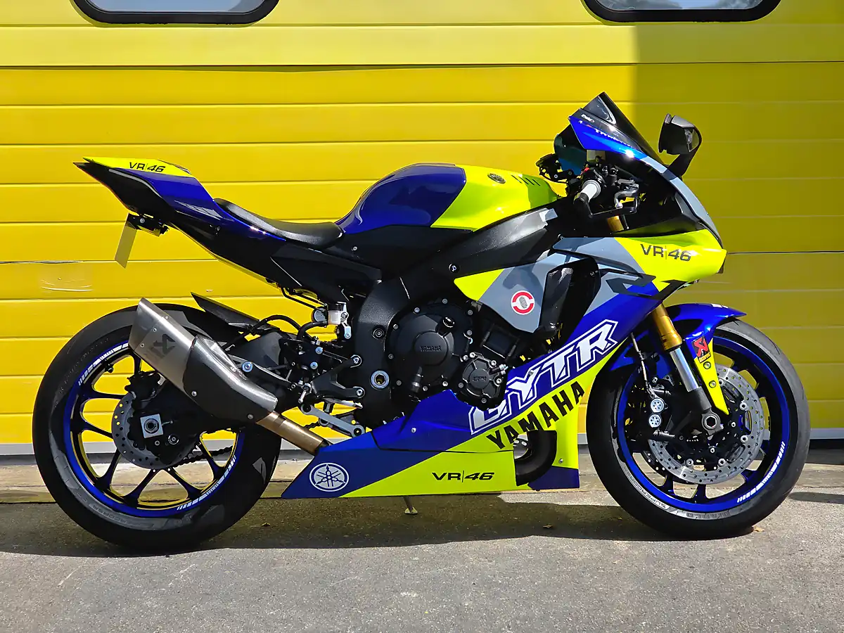 Used 2017 Yamaha R1 Gytr Rossi Replica Blue - Interior and Exterior details 2