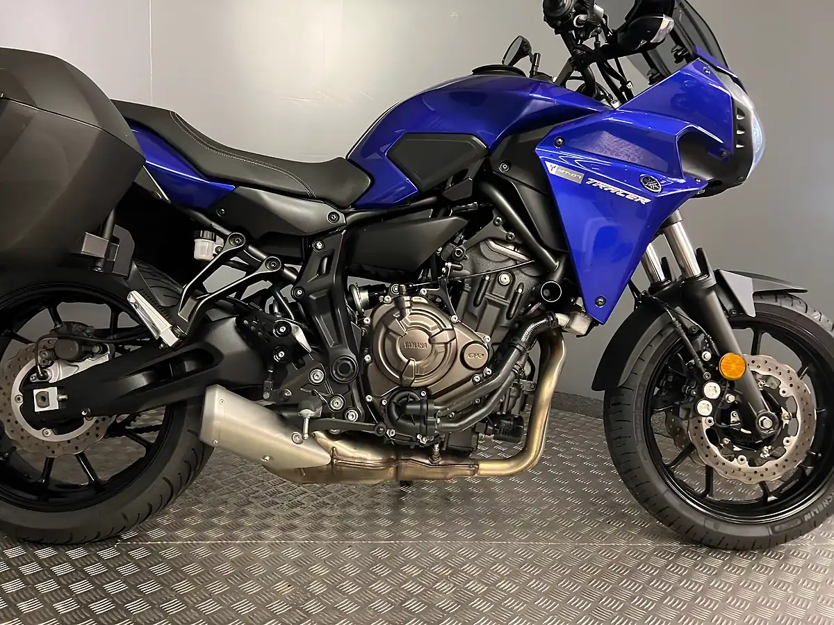 Used 2017 Yamaha Tracer 700 Blue - Interior and Exterior details 12