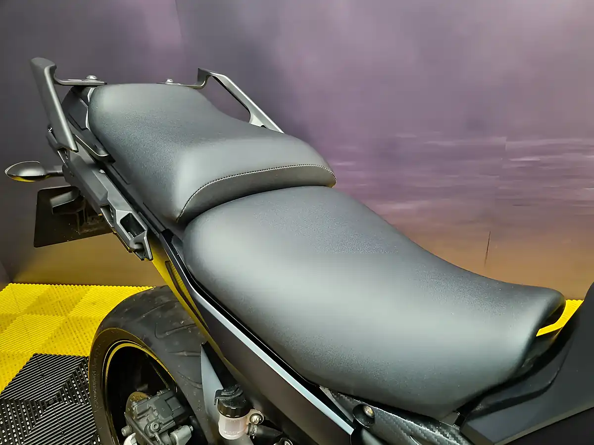 Used 2017 Yamaha Tracer 900 Abs Black - Interior and Exterior details 4