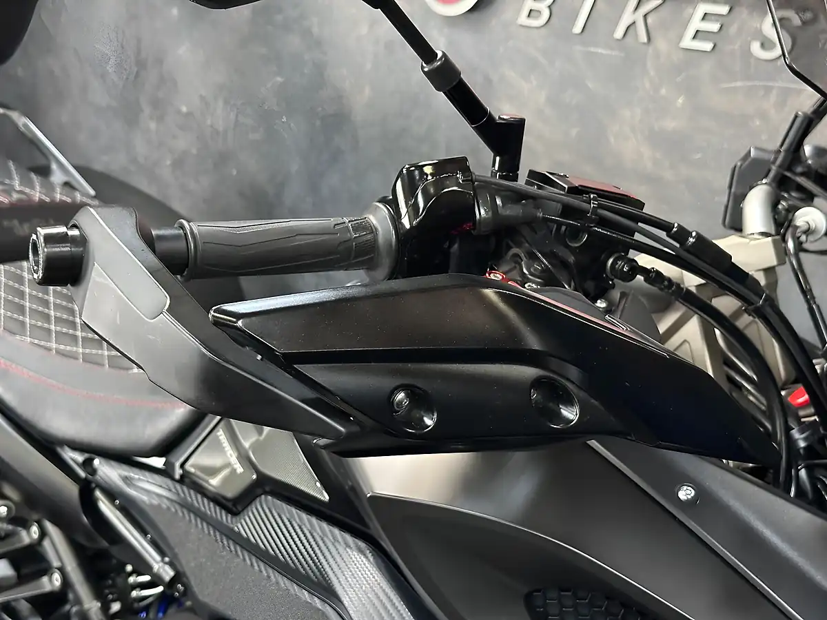 Used 2017 Yamaha Tracer 900 Black - Interior and Exterior details 14