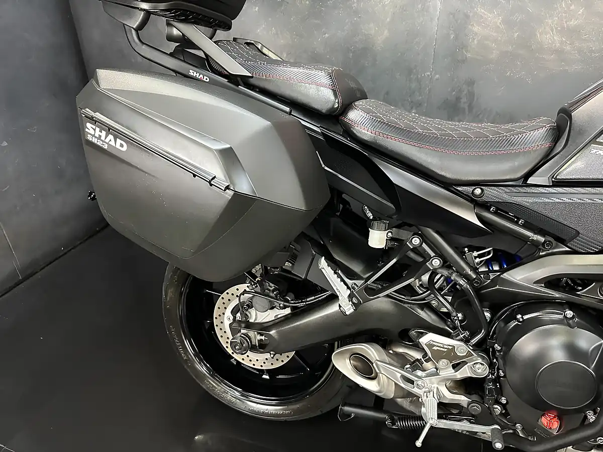 Used 2017 Yamaha Tracer 900 Black - Interior and Exterior details 7