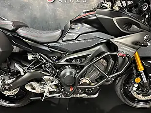 Used 2017 Yamaha Tracer 900 Black - Interior and Exterior details 8