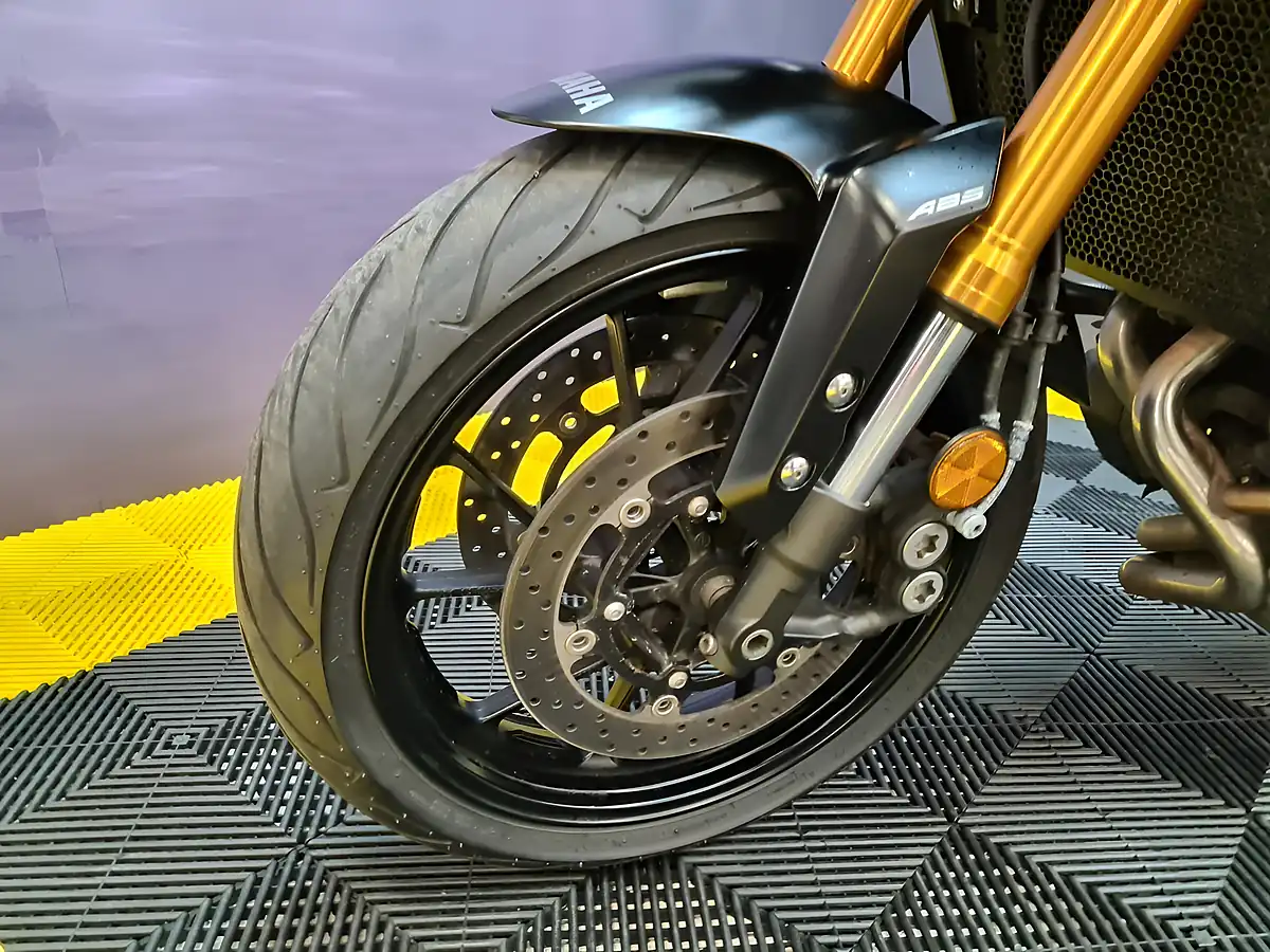 Used 2017 Yamaha Tracer 900 Black - Interior and Exterior details 16