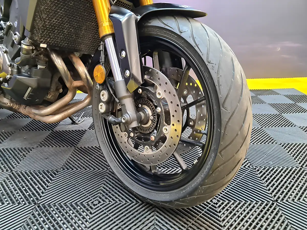 Used 2017 Yamaha Tracer 900 Black - Interior and Exterior details 3