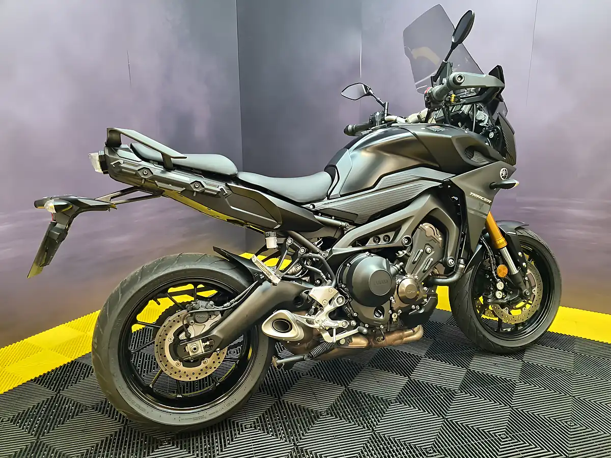 Used 2017 Yamaha Tracer 900 Black - Interior and Exterior details 5