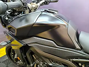 Used 2017 Yamaha Tracer 900 Black - Interior and Exterior details 8