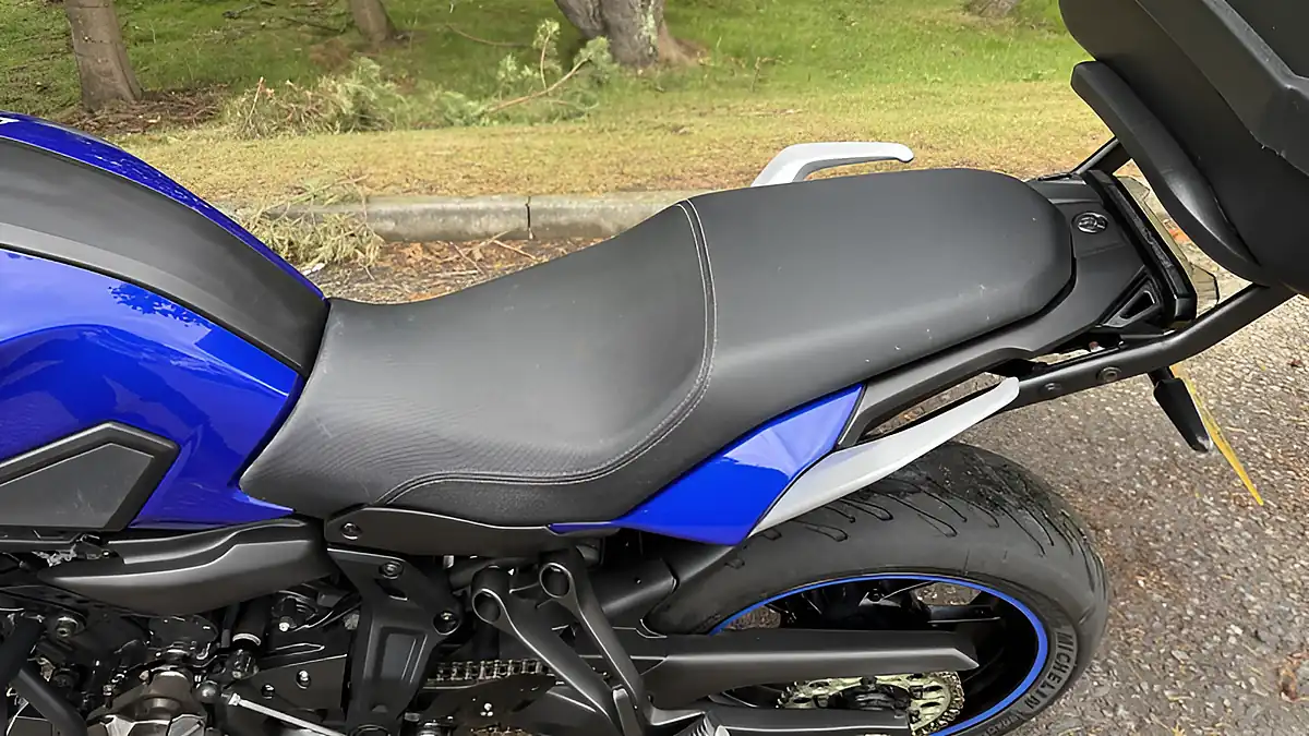 Used 2017 Yamaha Tracer Blue - Interior and Exterior details 15