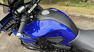 Used 2017 Yamaha Tracer Blue - Interior and Exterior details 16