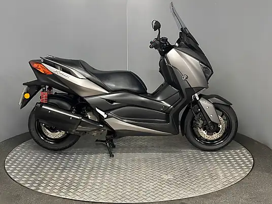 2017 Yamaha XMAX 300