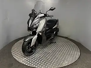 Used 2017 Yamaha Xmax 300 Grey - Interior and Exterior details 3