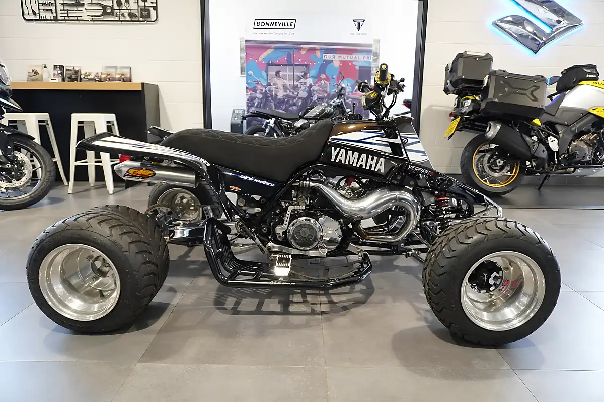Used 2017 Yamaha YZF350 Banshee Black - Front View