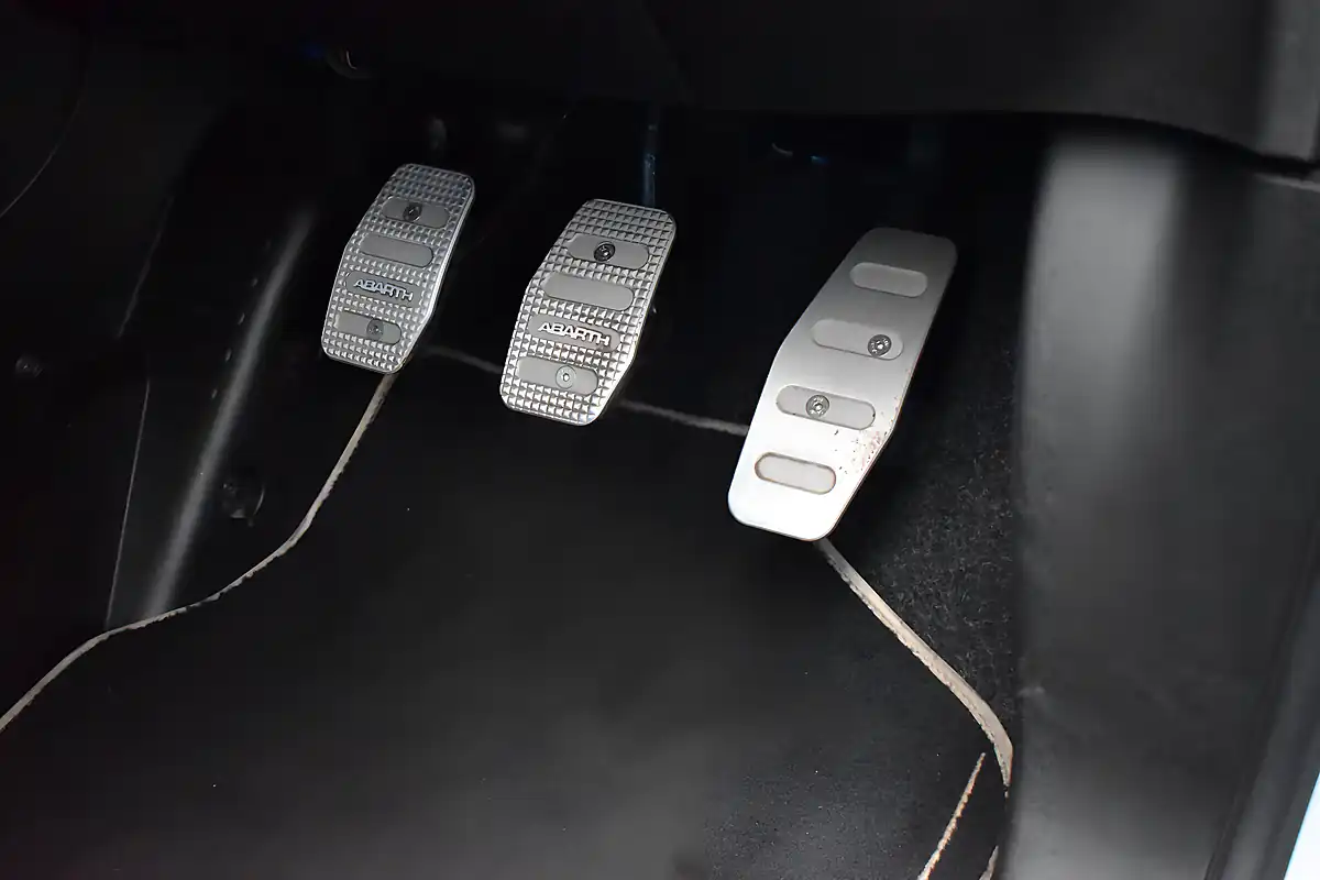 Used 2018 Abarth 595 Campovolo Grey - Interior and Exterior details 13