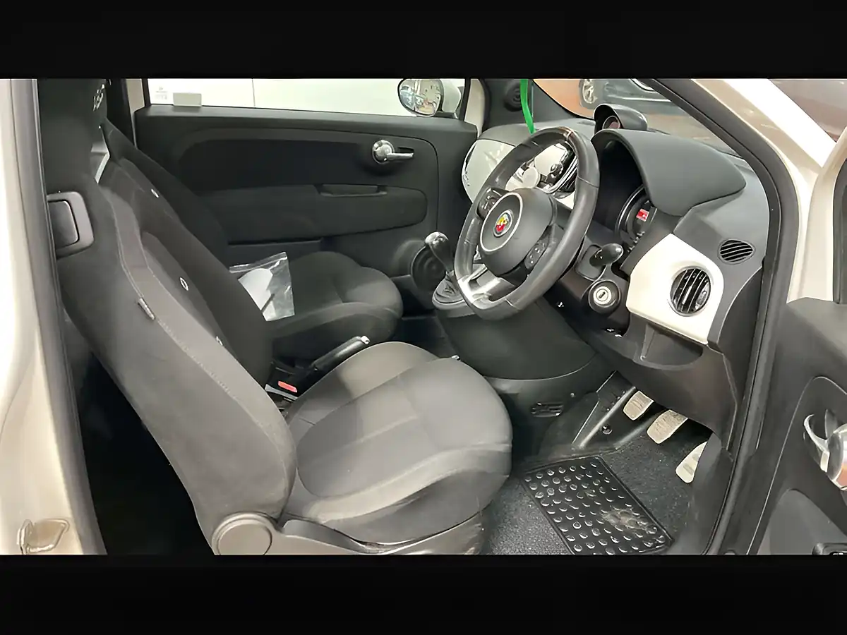 Used 2018 Abarth 595 Gara White - Interior and Exterior details 10