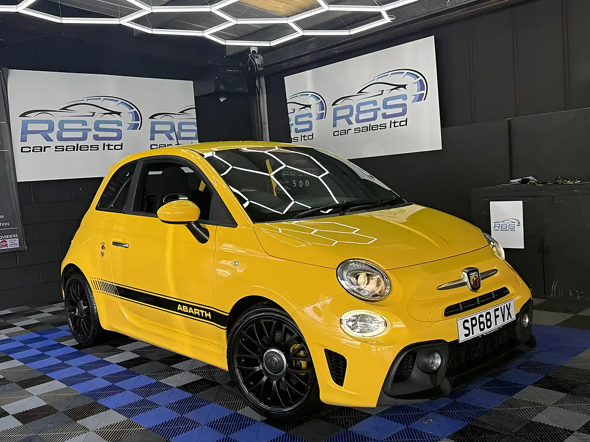 Used 2018 Abarth 595 Modena Yellow - Front View