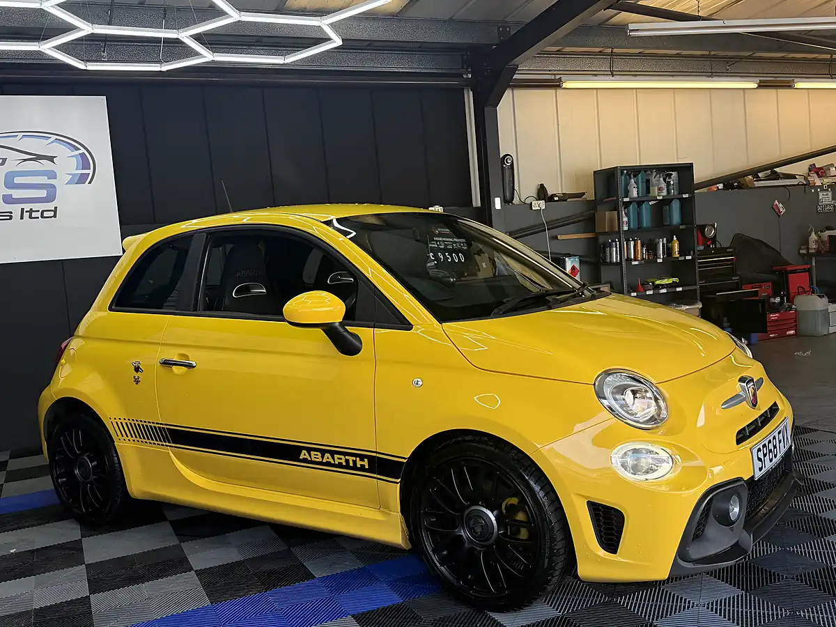 Used 2018 Abarth 595 Modena Yellow - Interior and Exterior details 11