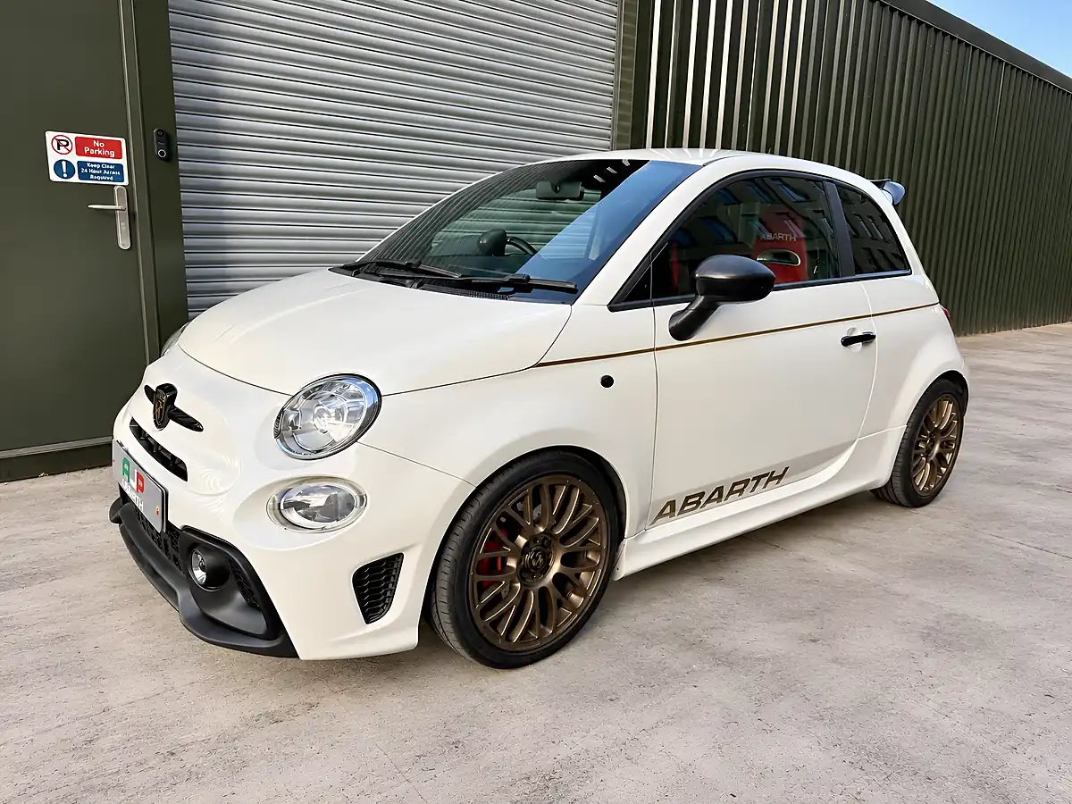 Used 2018 Abarth 595 White - Interior and Exterior details 12
